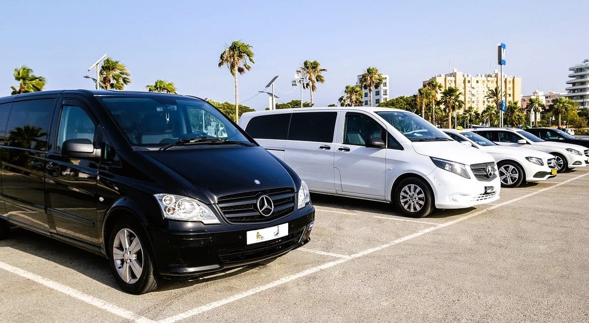 Why Book with Secrental?